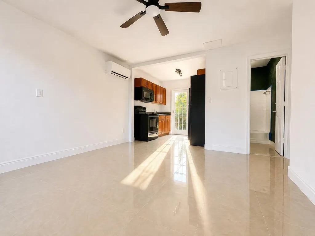 5264 NE 20th Avenue Pompano Beach FL 33064