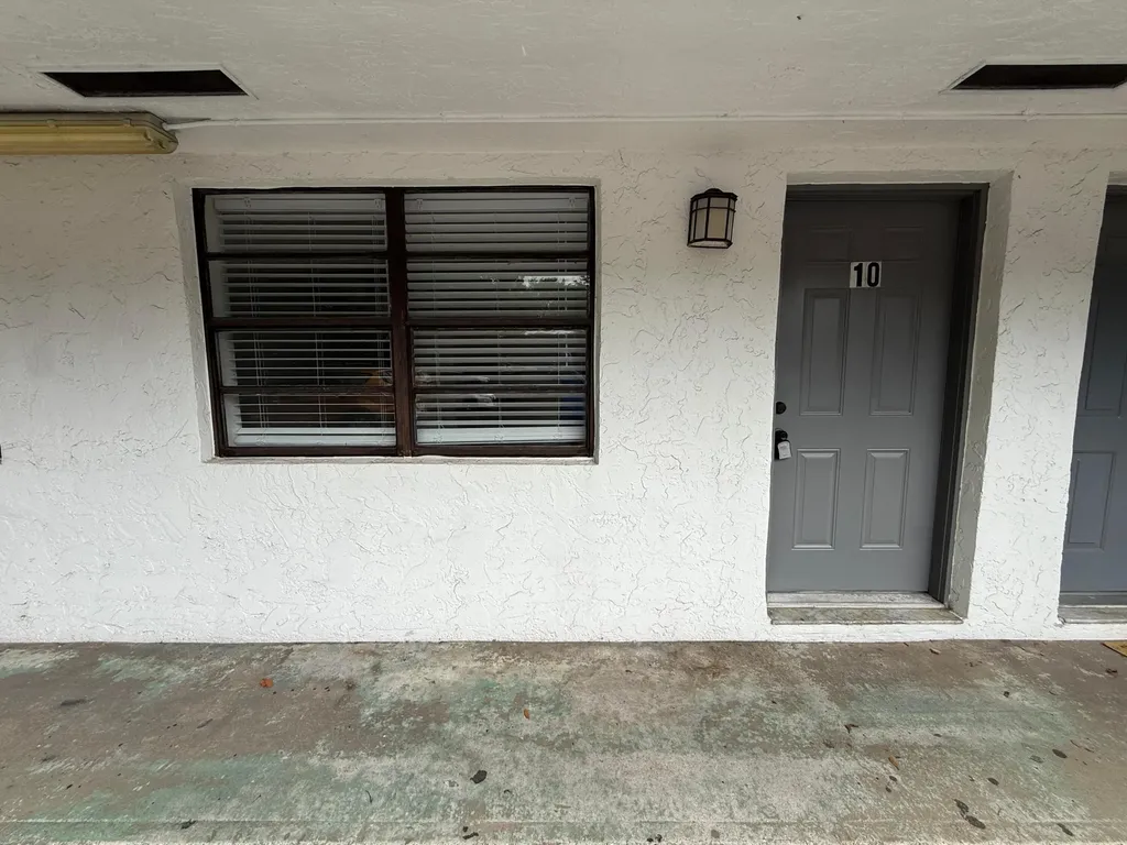 2316 Monroe Street Hollywood FL 33020