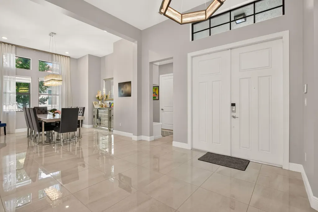 12450 N Parkland Bay Trail Parkland FL 33076