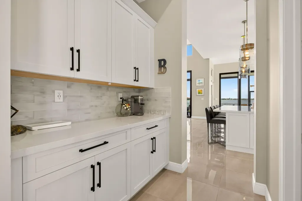 12450 N Parkland Bay Trail Parkland FL 33076