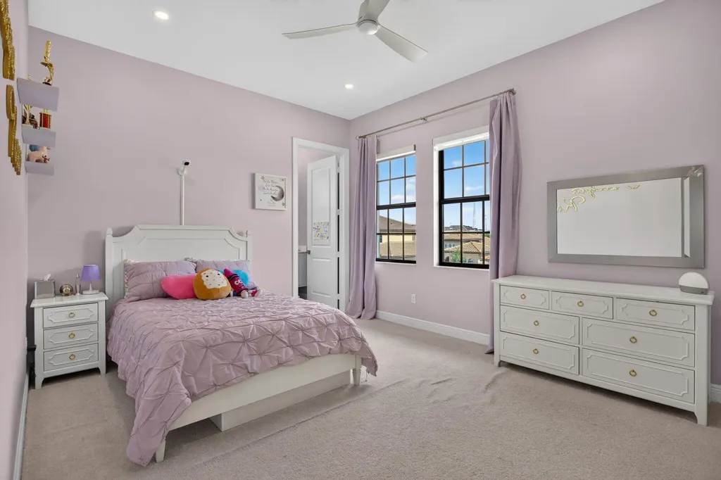 12450 N Parkland Bay Trail Parkland FL 33076