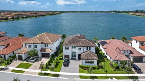 12450 N Parkland Bay Trail Parkland FL 33076