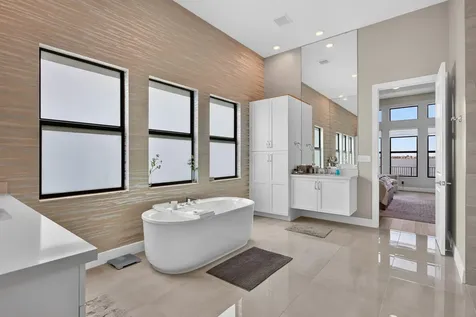 12450 N Parkland Bay Trail Parkland FL 33076