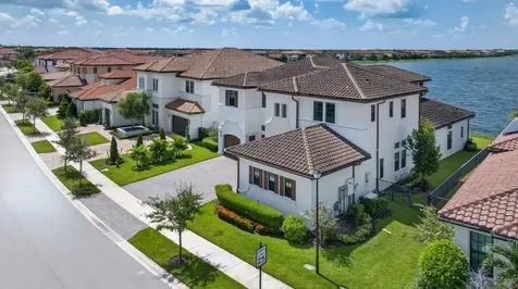 12450 N Parkland Bay Trail Parkland FL 33076