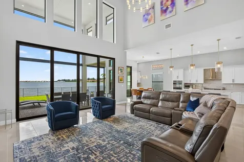 12450 N Parkland Bay Trail Parkland FL 33076