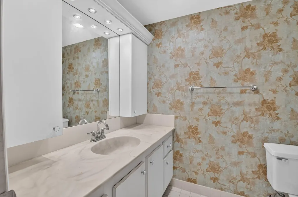 5301 NW 2nd Avenue Boca Raton FL 33487