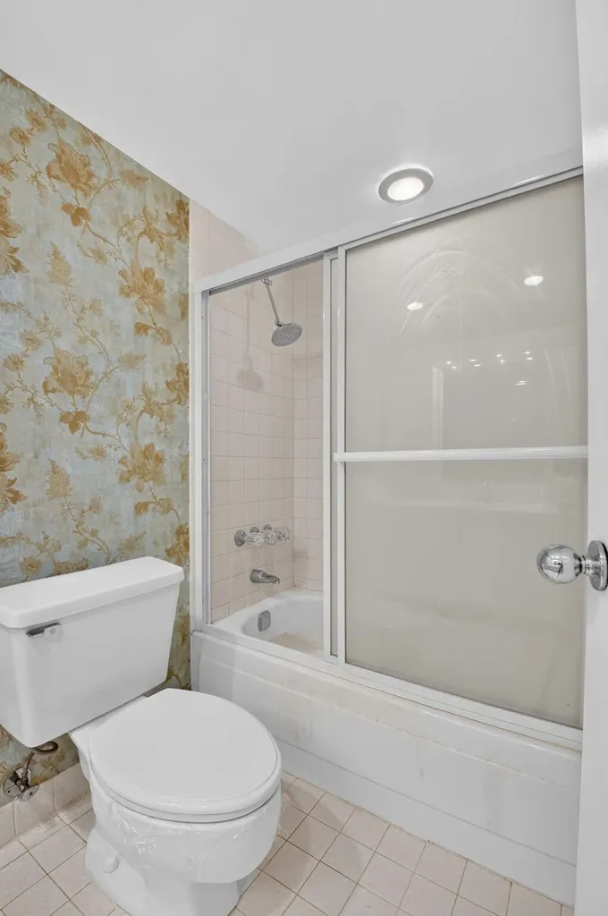 5301 NW 2nd Avenue Boca Raton FL 33487