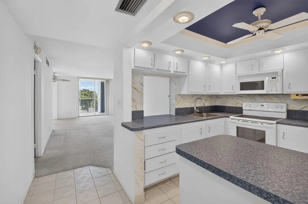 5301 NW 2nd Avenue Boca Raton FL 33487