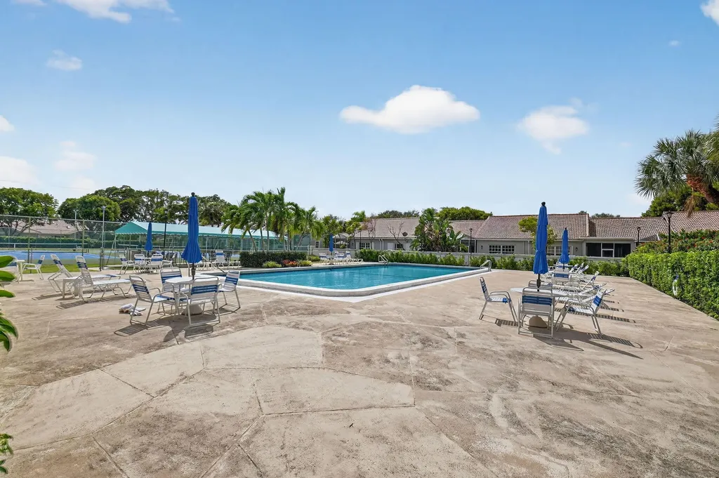 5301 NW 2nd Avenue Boca Raton FL 33487