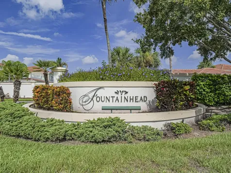 524 7th Square Vero Beach FL 32962