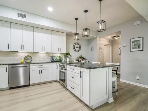 524 7th Square Vero Beach FL 32962
