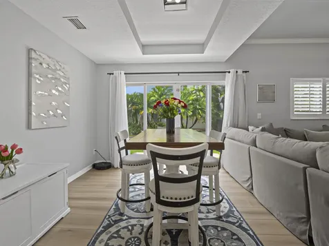 524 7th Square Vero Beach FL 32962
