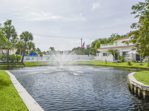 524 7th Square Vero Beach FL 32962