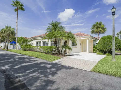 524 7th Square Vero Beach FL 32962