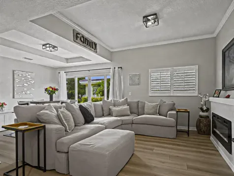 524 7th Square Vero Beach FL 32962
