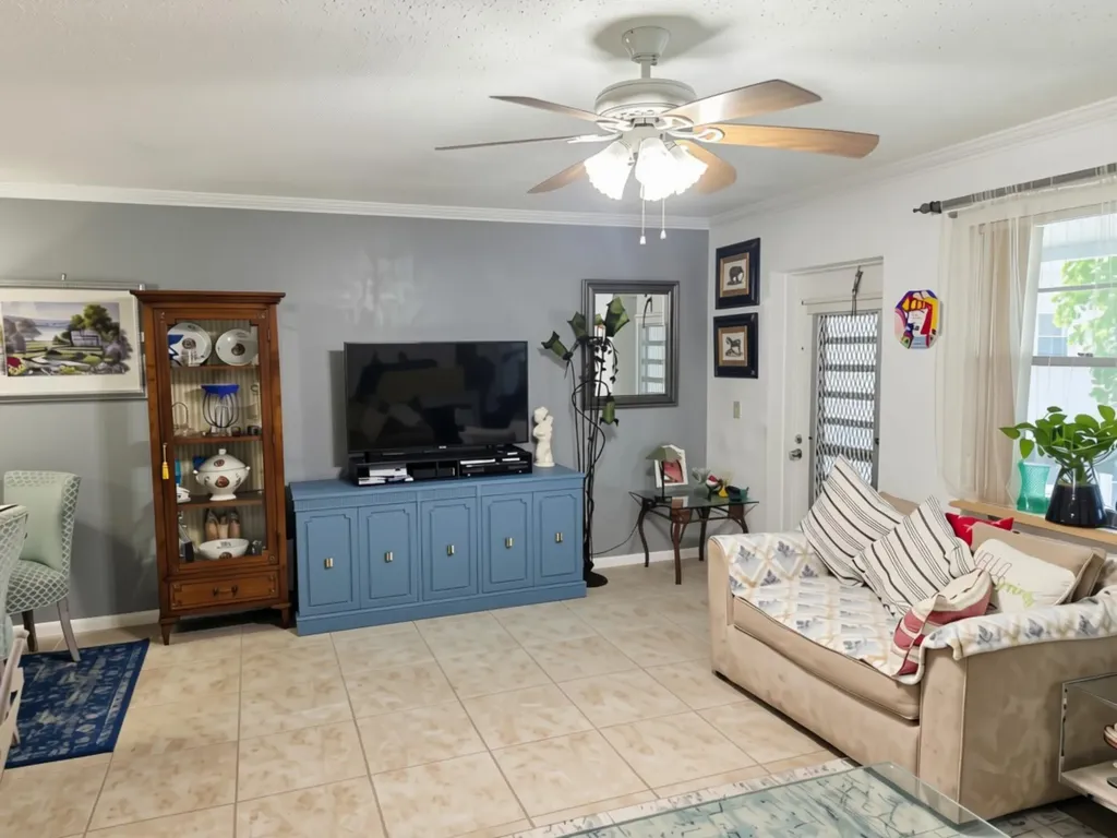 563 Durham T Circle Deerfield Beach FL 33442