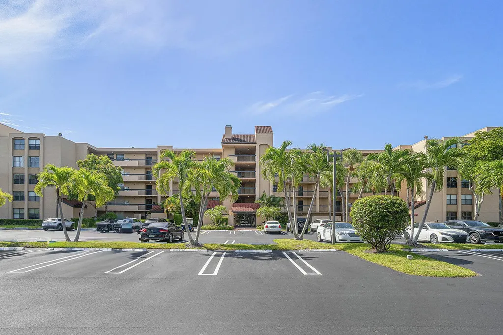 950 Egret Circle Delray Beach FL 33444