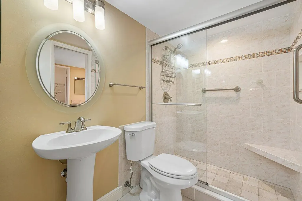 950 Egret Circle Delray Beach FL 33444