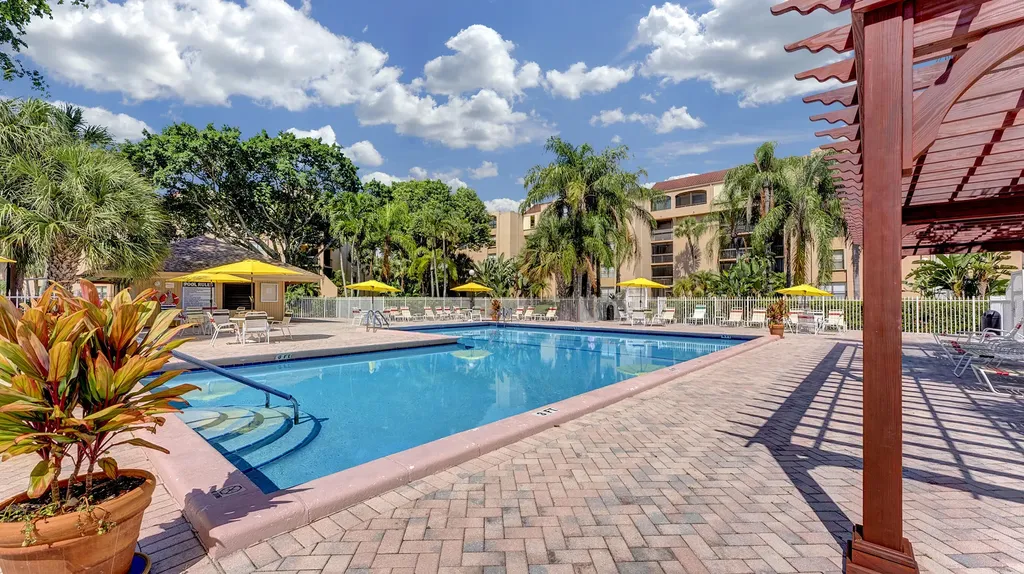 950 Egret Circle Delray Beach FL 33444