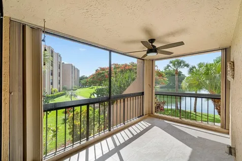 950 Egret Circle Delray Beach FL 33444