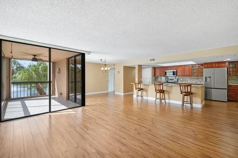 950 Egret Circle Delray Beach FL 33444