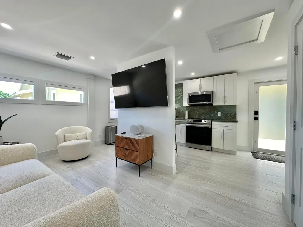 5309 N Flagler Drive West Palm Beach FL 33407
