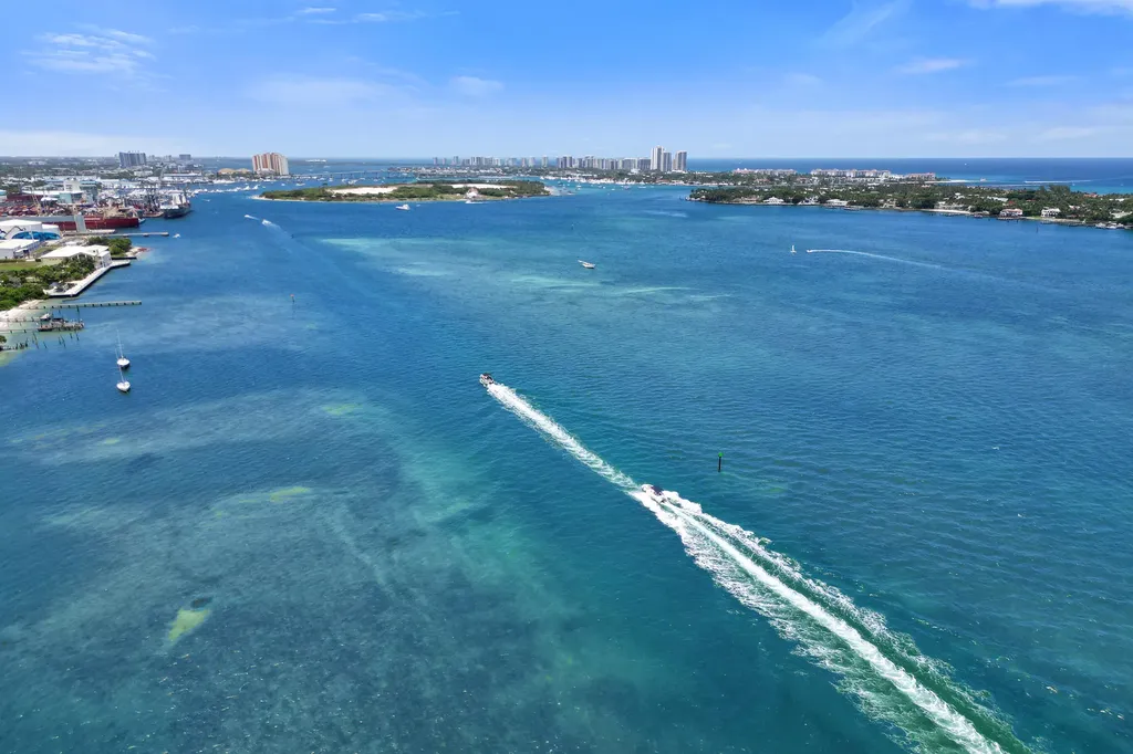 5309 N Flagler Drive West Palm Beach FL 33407