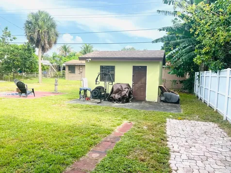 3020 NW 173rd Terrace Miami Gardens FL 33056
