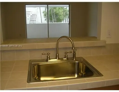 500 Bayview Drive Sunny Isles Beach FL 33160