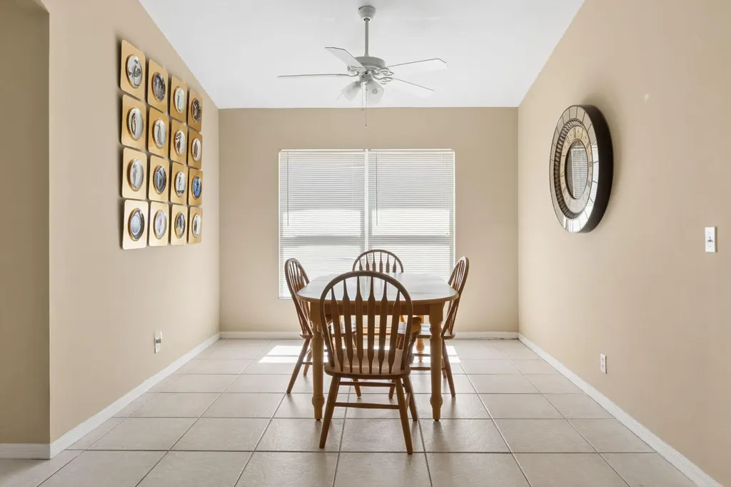 6833 Viale Elizabeth Delray Beach FL 33446
