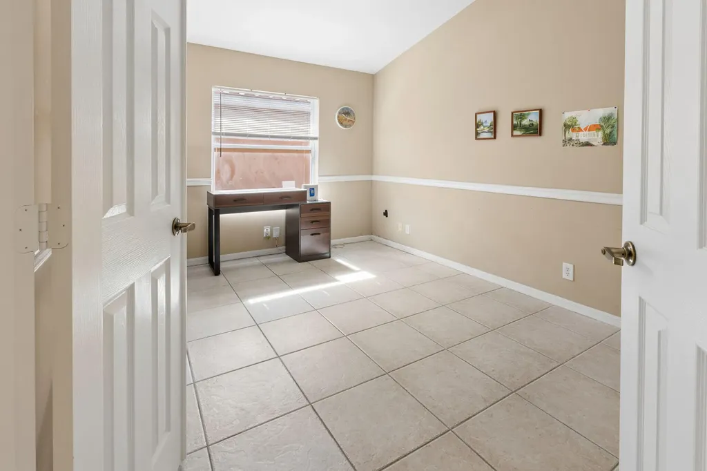6833 Viale Elizabeth Delray Beach FL 33446