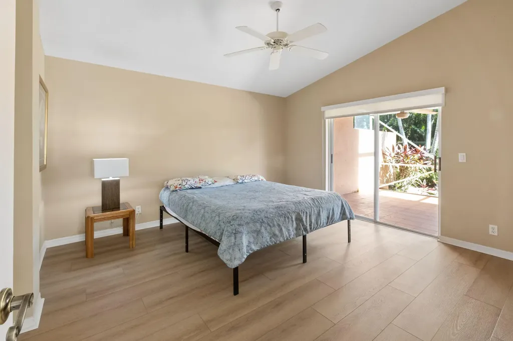 6833 Viale Elizabeth Delray Beach FL 33446