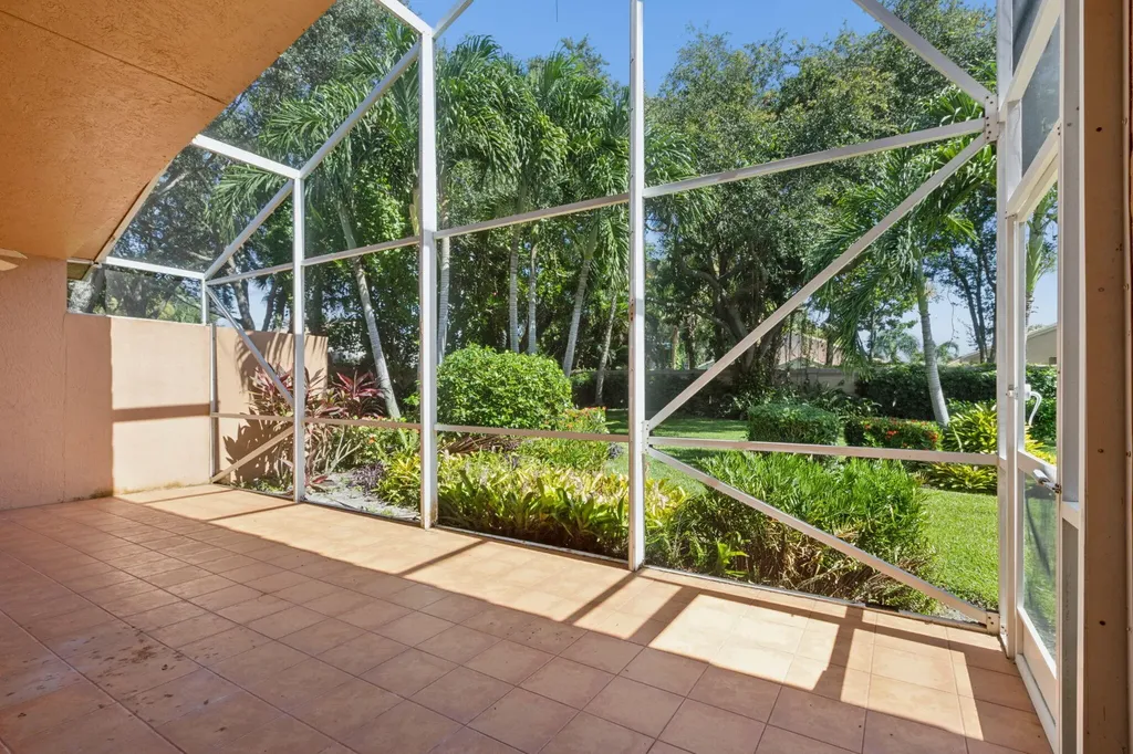 6833 Viale Elizabeth Delray Beach FL 33446