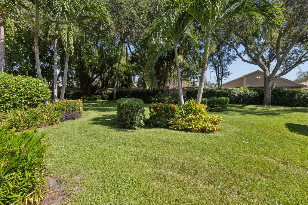 6833 Viale Elizabeth Delray Beach FL 33446