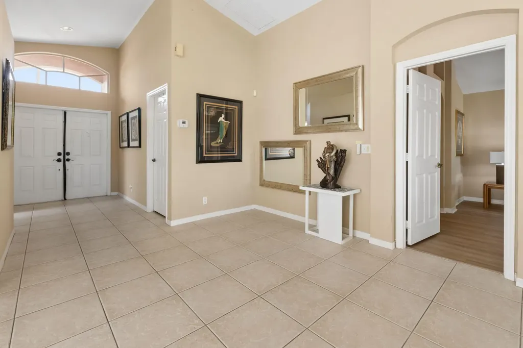 6833 Viale Elizabeth Delray Beach FL 33446