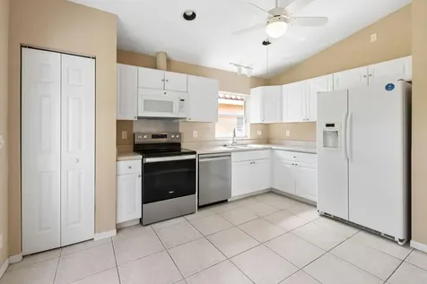 6833 Viale Elizabeth Delray Beach FL 33446