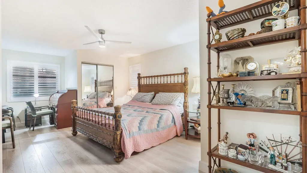 6353 Royal Manor Circle Delray Beach FL 33484