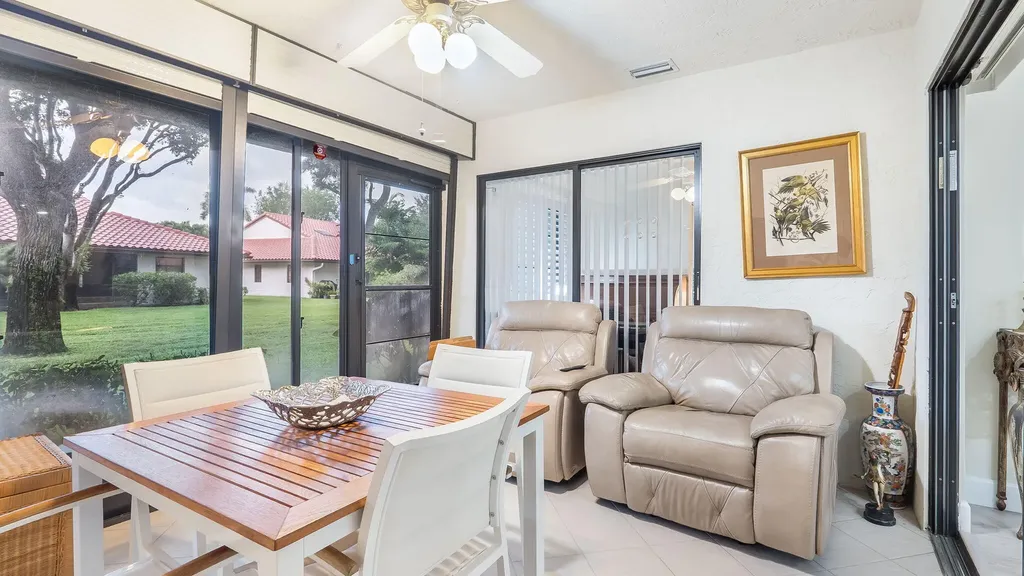 6353 Royal Manor Circle Delray Beach FL 33484