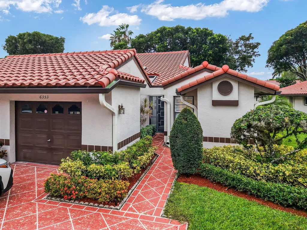6353 Royal Manor Circle Delray Beach FL 33484