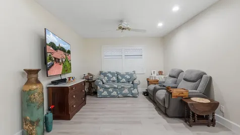 6353 Royal Manor Circle Delray Beach FL 33484
