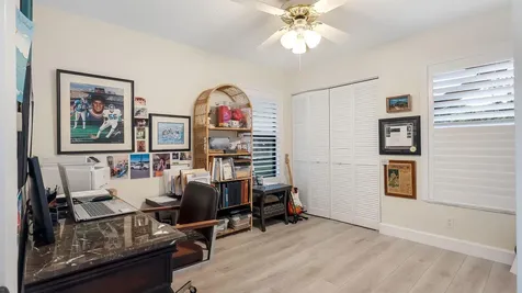 6353 Royal Manor Circle Delray Beach FL 33484