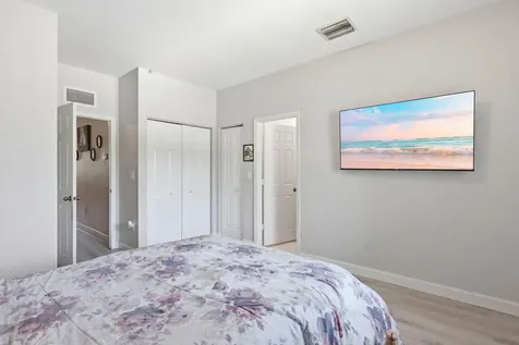 1702 SW 81st Terrace North Lauderdale FL 33068