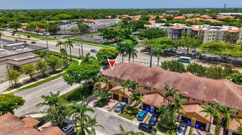 1702 SW 81st Terrace North Lauderdale FL 33068