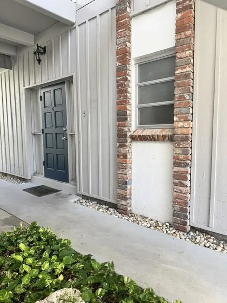 340 Orange Tree Drive Atlantis FL 33462