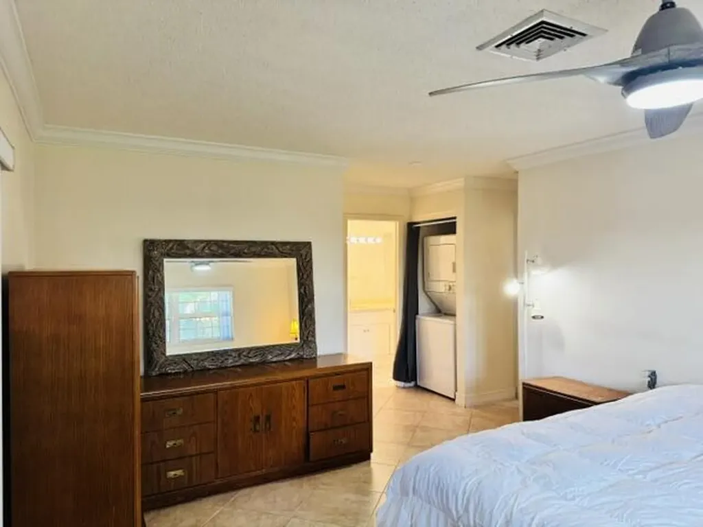 340 Orange Tree Drive Atlantis FL 33462