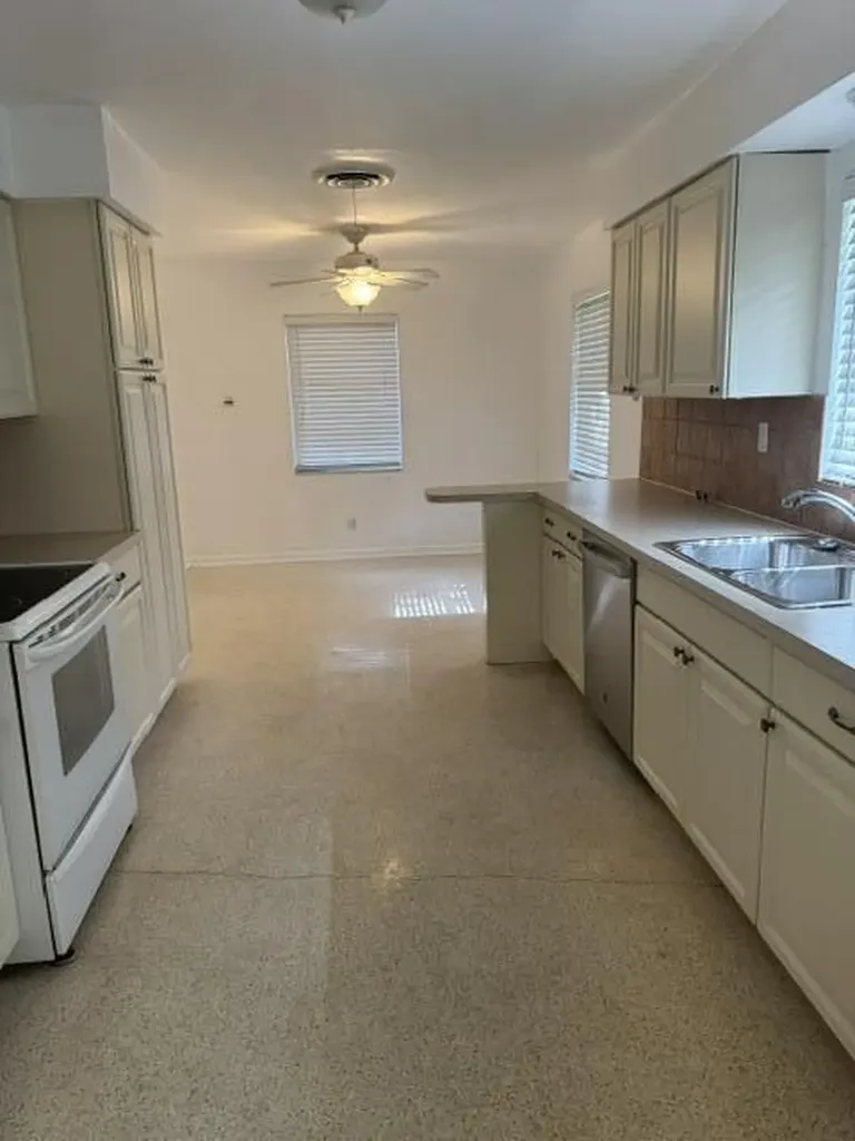 860 NW 65th Avenue Plantation FL 33317