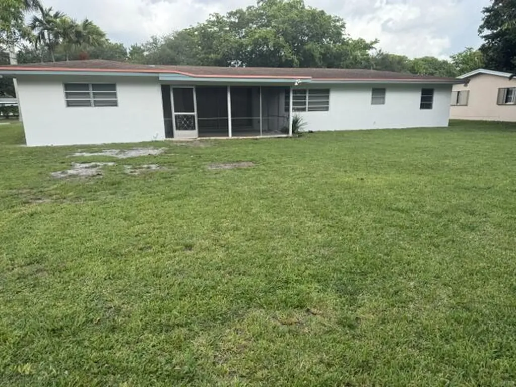 860 NW 65th Avenue Plantation FL 33317