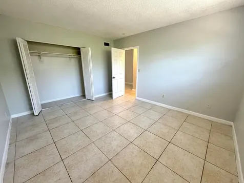 615 NE 10th Street Hallandale Beach FL 33009