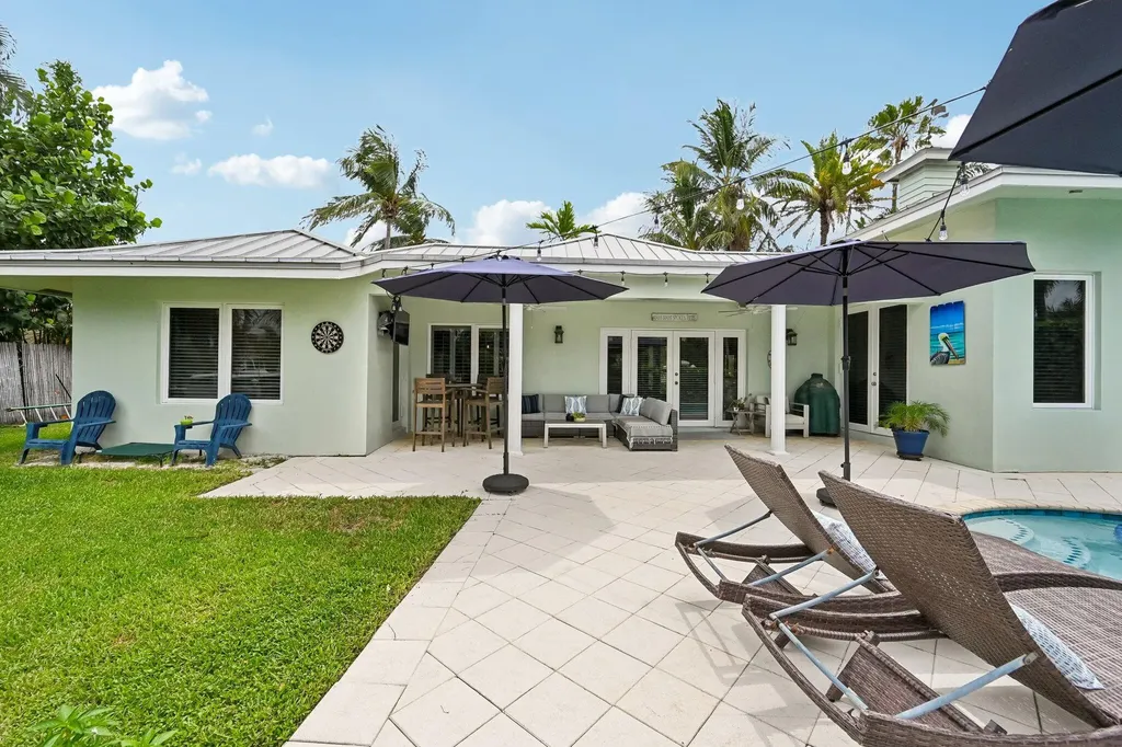 4911 NE 25th Avenue Lighthouse Point FL 33064