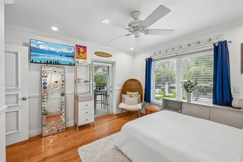 4911 NE 25th Avenue Lighthouse Point FL 33064
